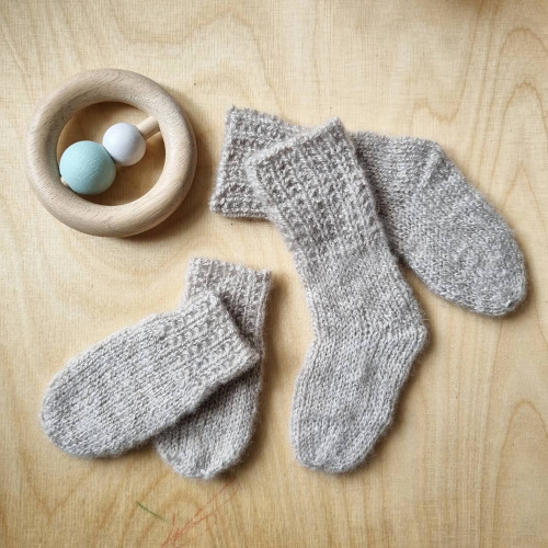 set of baige socks and mittens
